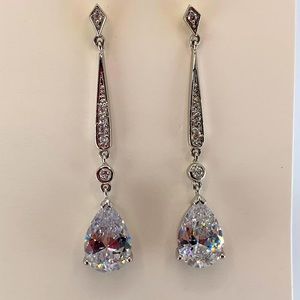 🧡 2” Drop CZ Rhodium Earrings🧡